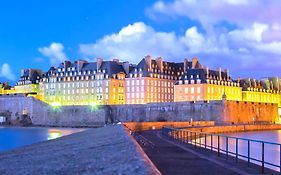 Nice Cocoon In Saint-Malo